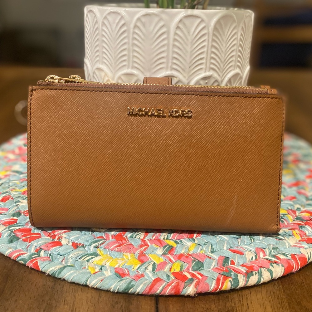 Michael Kors | Wallet | Like New